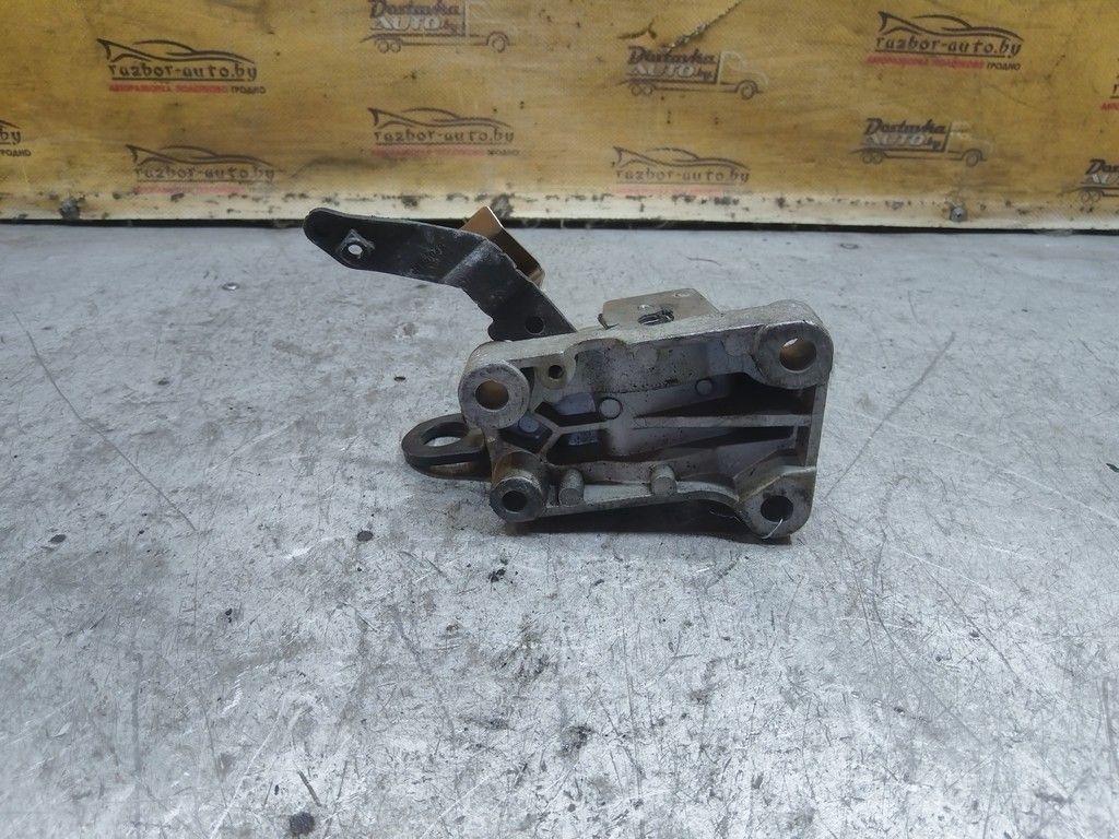 Подушка крепления двигателя BID0T1 Volvo S60 - Фото 4