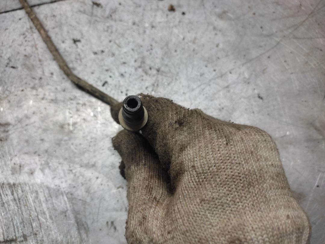 Трубка сцепления F63I5G Audi A3 - Фото 2