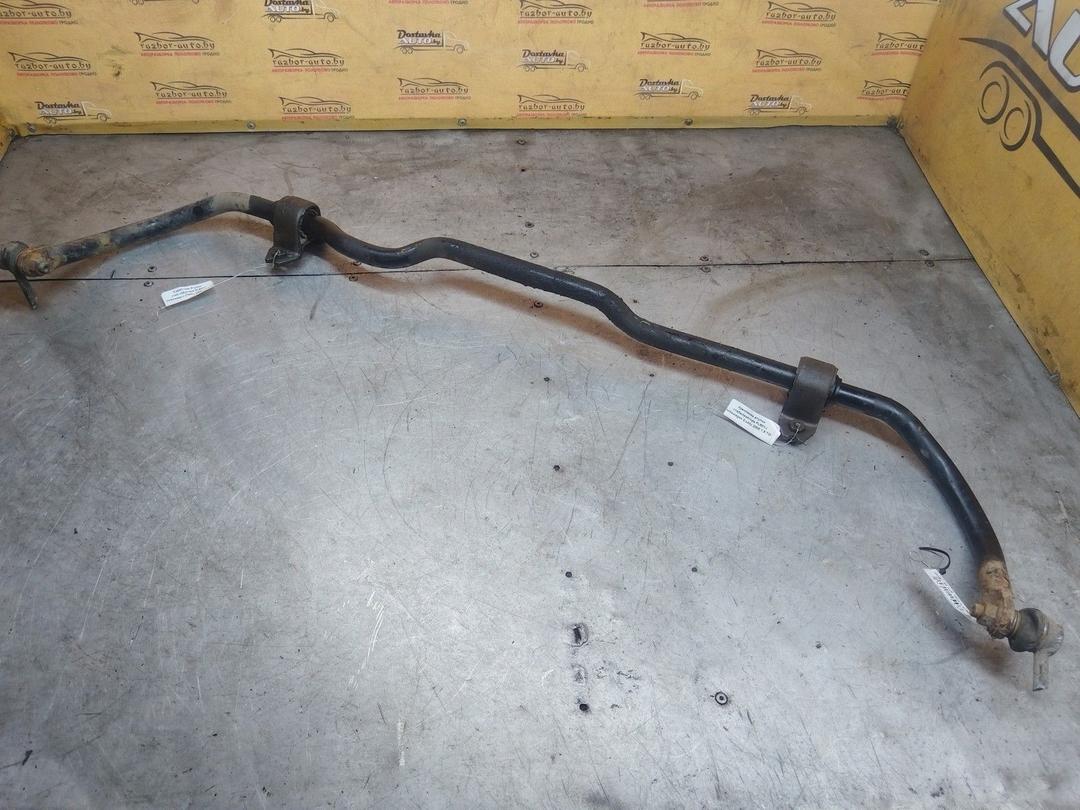 Крепление втулки стабилизатора LYPFPQ Volkswagen Caddy - Фото 1