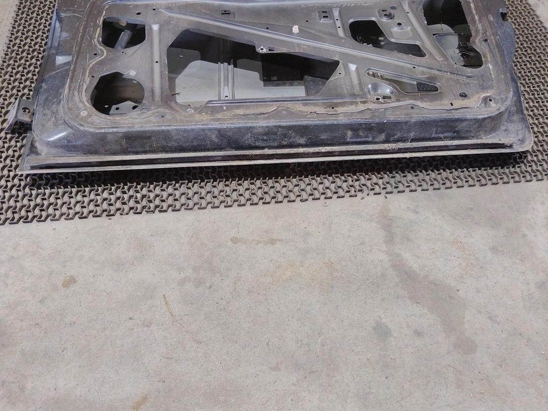 Дверь передняя правая 7722DV Citroen Xsara undefined