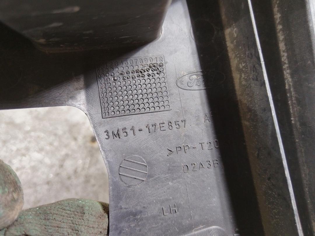 Кронштейн крепления бампера переднего Z9VOZK Ford C-Max купить в магазине запчастей бу