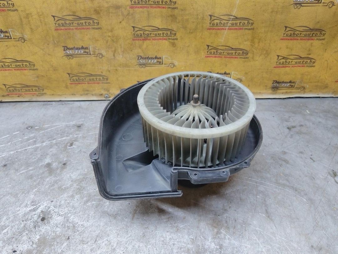 Моторчик печки Z7AC9Y Volkswagen Polo купить с доставкой