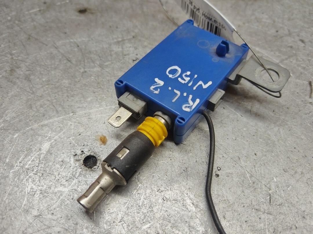 Усилитель антенны Z2KDK2 Renault Laguna - Фото 3