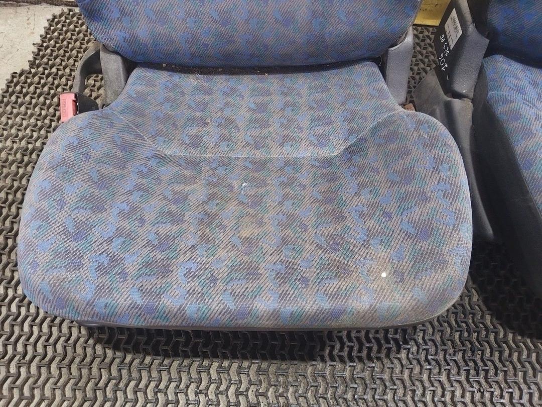 Салон (комплект сидений) HB45U3 Peugeot 106 - Фото 2