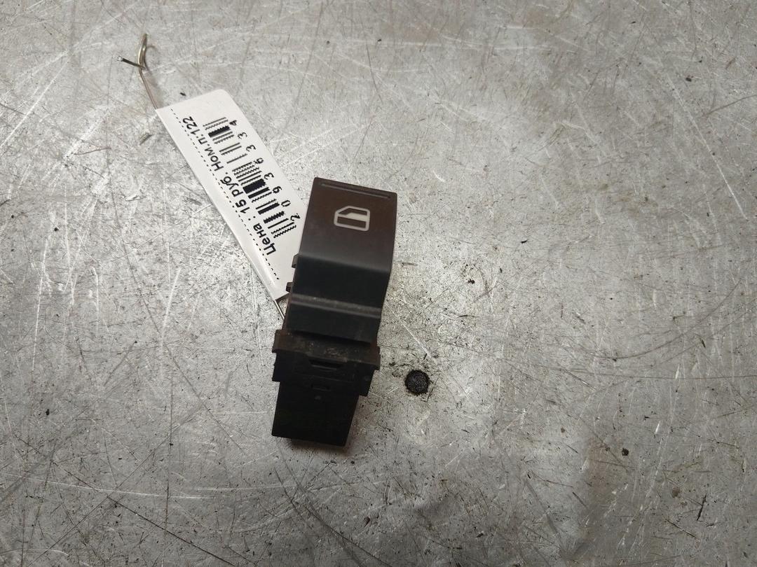 Кнопка стеклоподъемника заднего правого B7CJV2 Volkswagen Passat