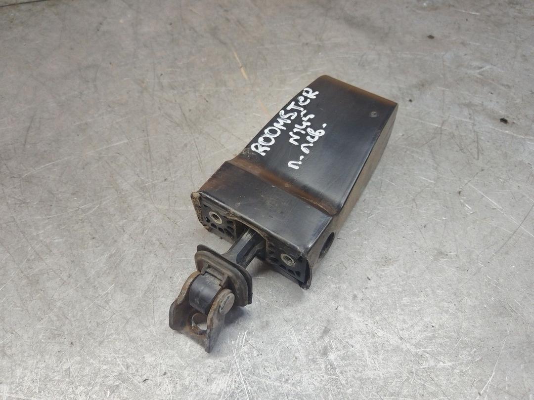 Ограничитель открывания двери передней HELS6N Skoda Roomster купить в магазине запчастей бу