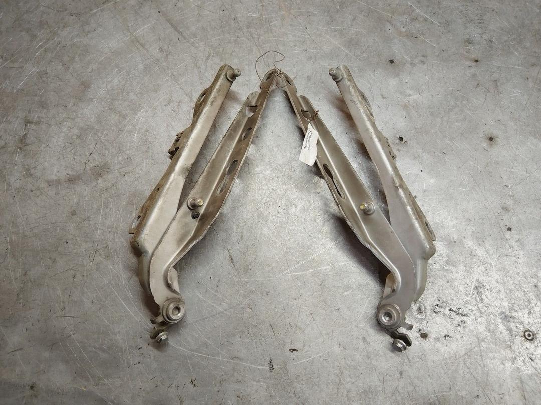 Петля капота KL2YV1 Volvo V70 купить