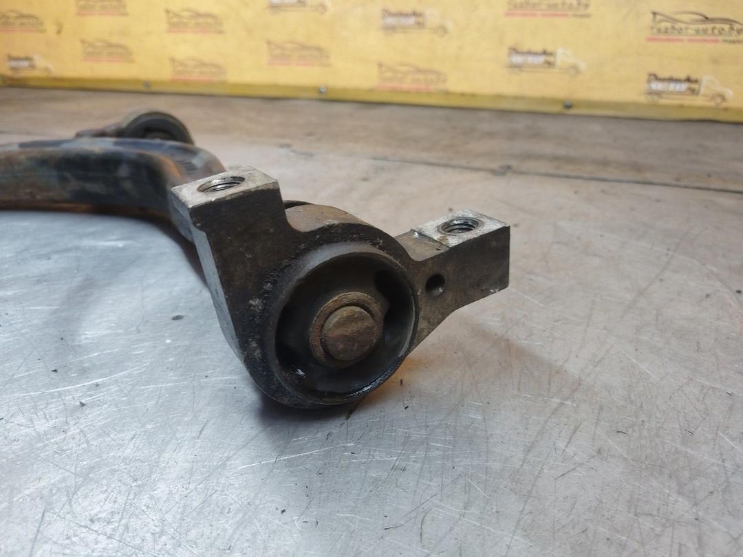 Рычаг передний правый SWSA11 Citroen C5 купить