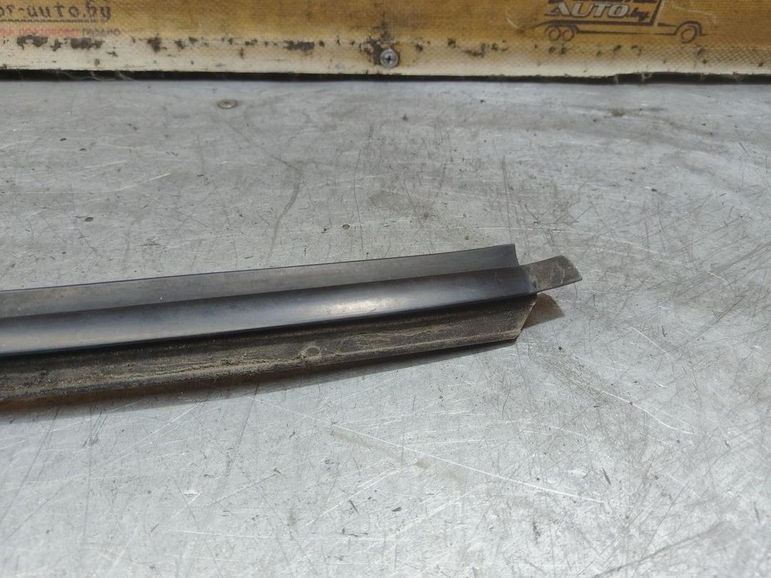 Молдинг стекла двери задней левой наружный 81S3U7 Citroen Xsara Picasso - Фото 3