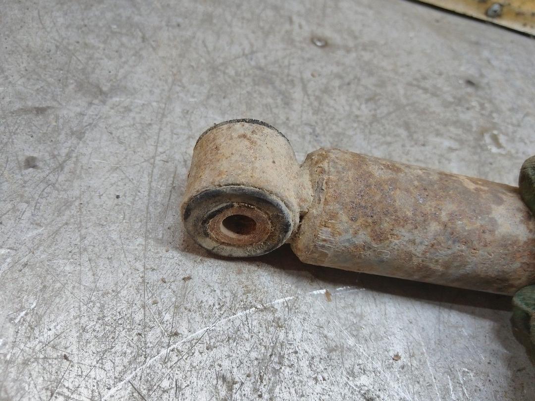 Амортизатор задний левый 9BUD88 Ford Tourneo Connect - Фото 3