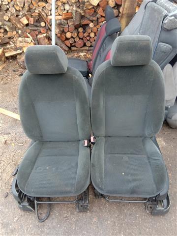 Салон (комплект сидений) 3E4529 Ford C-Max