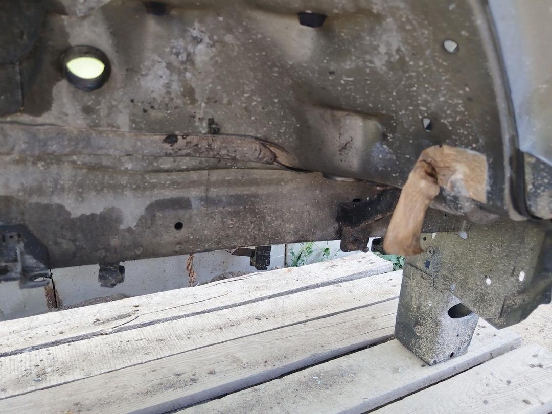 Стойка кузовная передняя правая SKO3BS Citroen C5 купить с доставкой