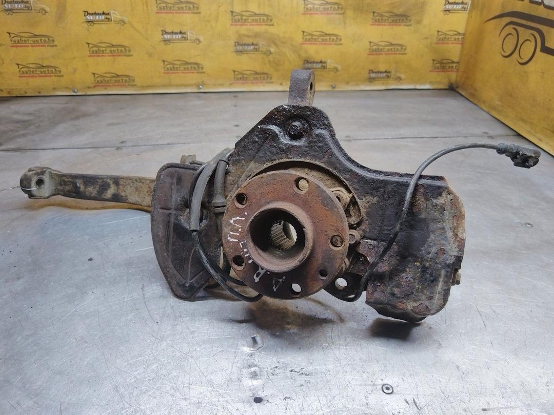 Кулак поворотный левый SL7A53 Alfa Romeo 147 - Фото 1