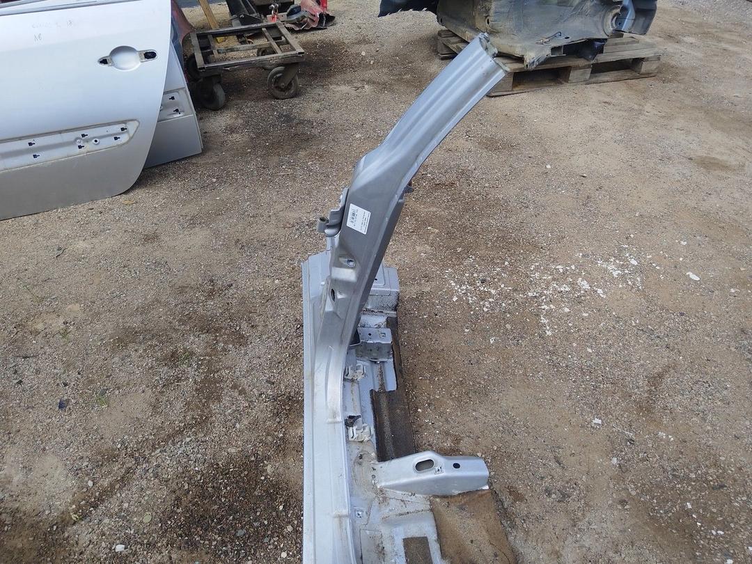 Стойка кузовная центральная левая IUKRLH Alfa Romeo 147 купить с доставкой