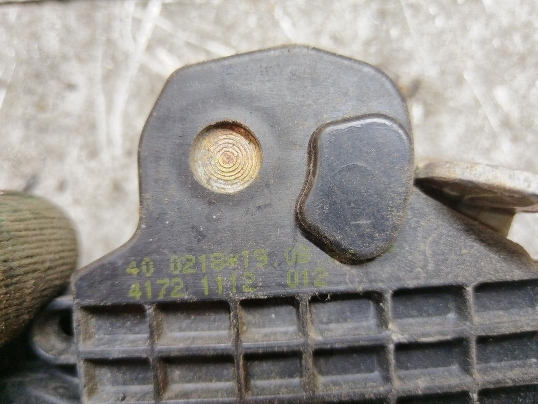 Замок двери передней правой TWL9NQ Mercedes C W202 undefined