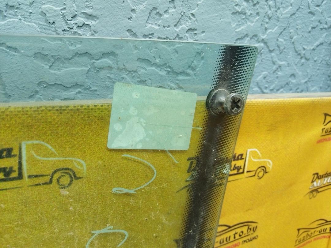 Стекло двери передней правой 75Q9RY Audi 80 купить в магазине запчастей бу