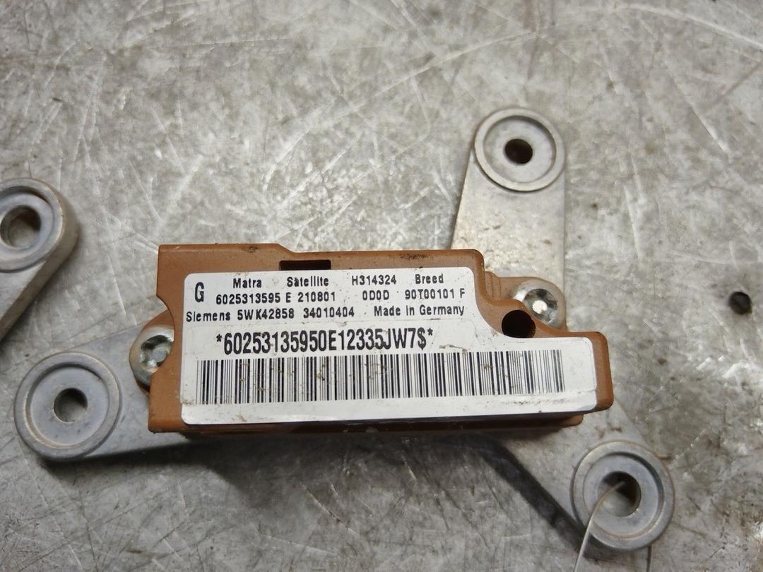 Датчик удара KO09QW Renault Espace - Фото 3