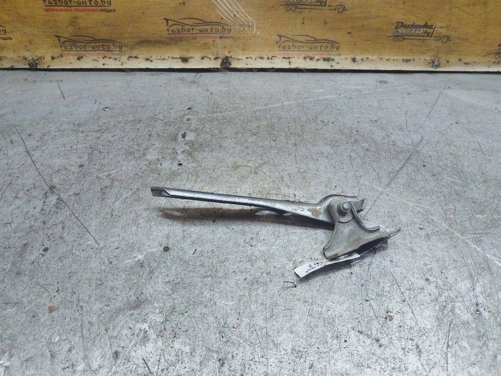 Петля капота левая L8L3OH Audi 80 - Фото 2