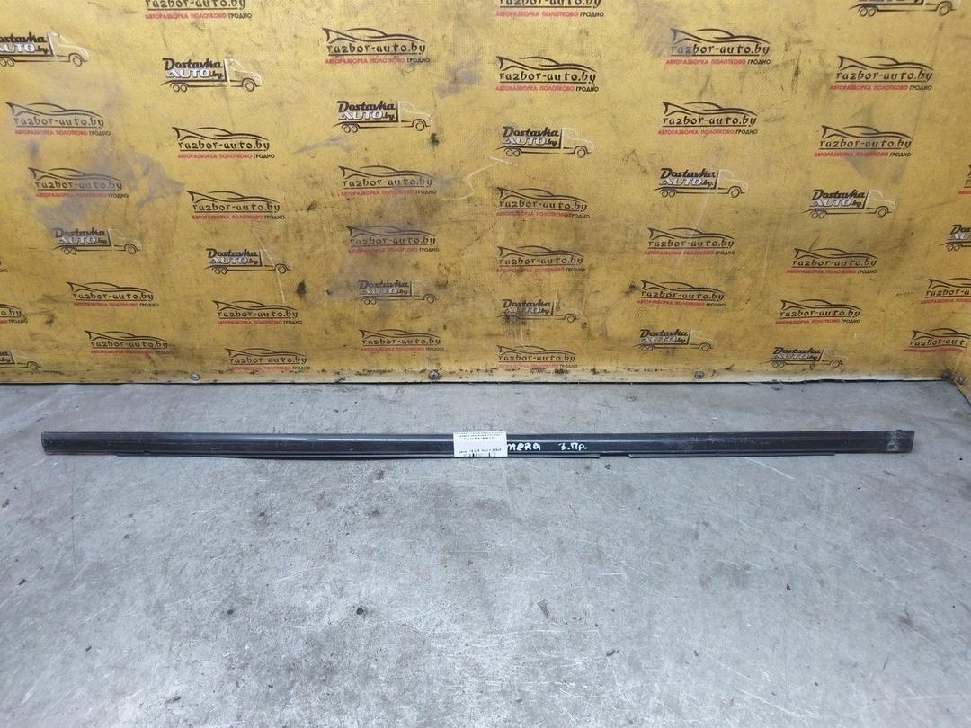 Молдинг стекла двери задней правой наружный VXUDQ1 Mazda 626 - Фото 1