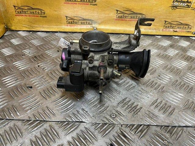 Заслонка дроссельная 7KZ7R5 Toyota Yaris