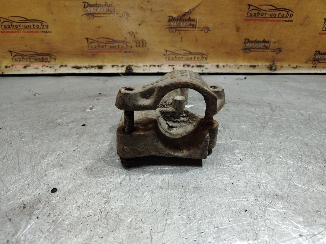 Кронштейн крепления рычага передней подвески MN16AJ Peugeot 605 - Фото 3