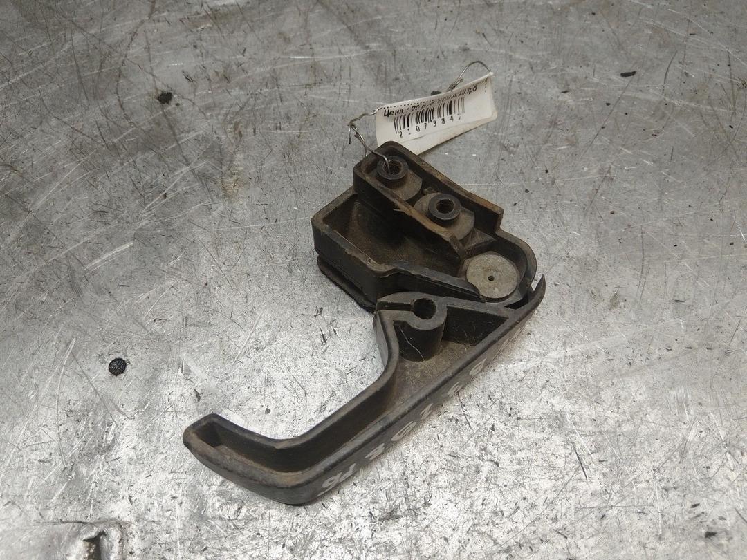 Ручка открывания капота UI834T Volkswagen Passat - Фото 2