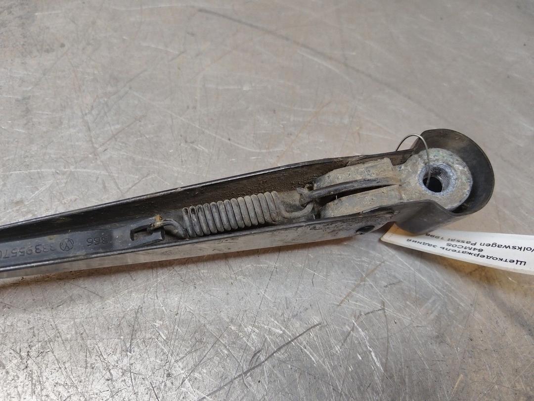 Щеткодержатель задний 64MC0S Volkswagen Passat - Фото 3