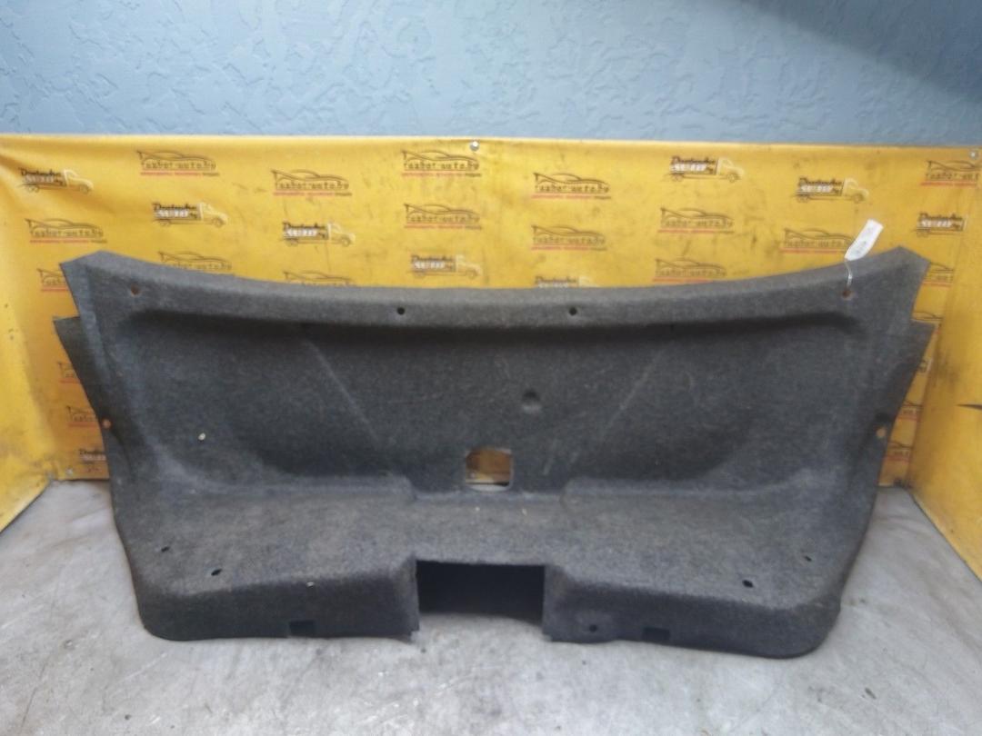 Обшивка крышки багажника U84KQY Mercedes C W202 купить