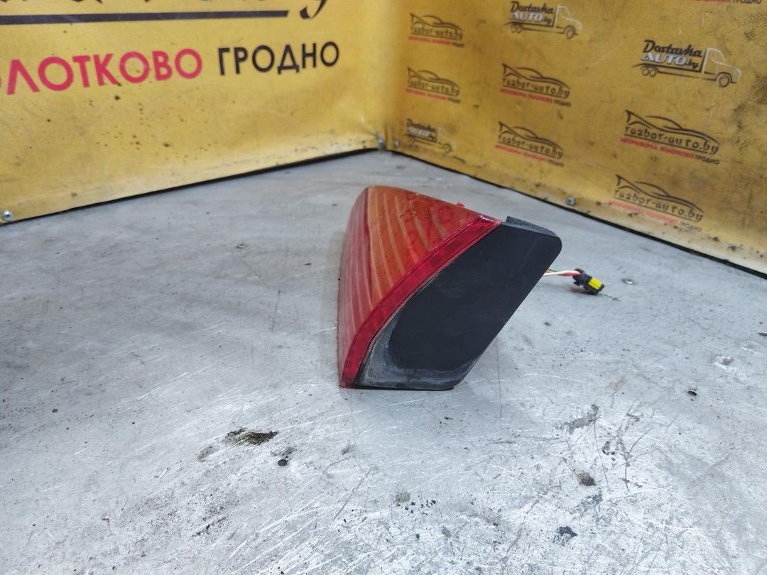 Фонарь крышки багажника правый EH4WNB Peugeot 607 купить с доставкой