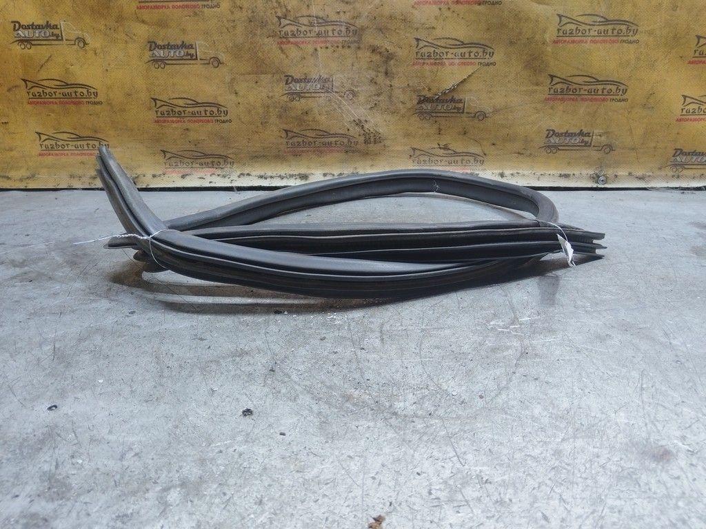 Уплотнитель двери передней правой BTHTNS Mazda Xedos 6 - Фото 4