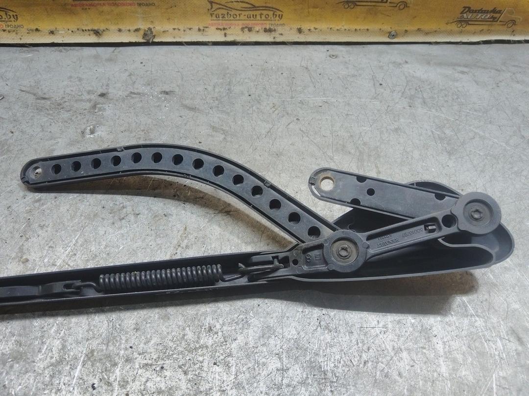 Щеткодержатель (поводок стеклоочистителя, дворник) VAOZCV Renault Scenic купить на авторазборке