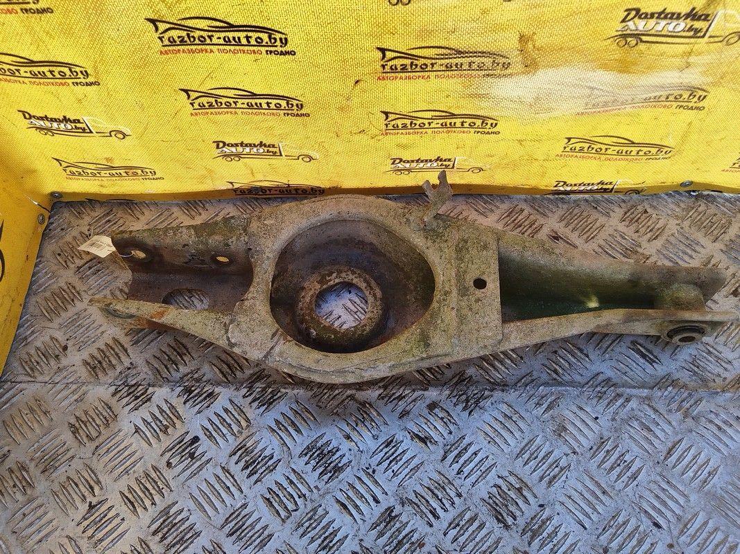 Рычаг задний правый Z02Q1N Peugeot 406 купить с доставкой