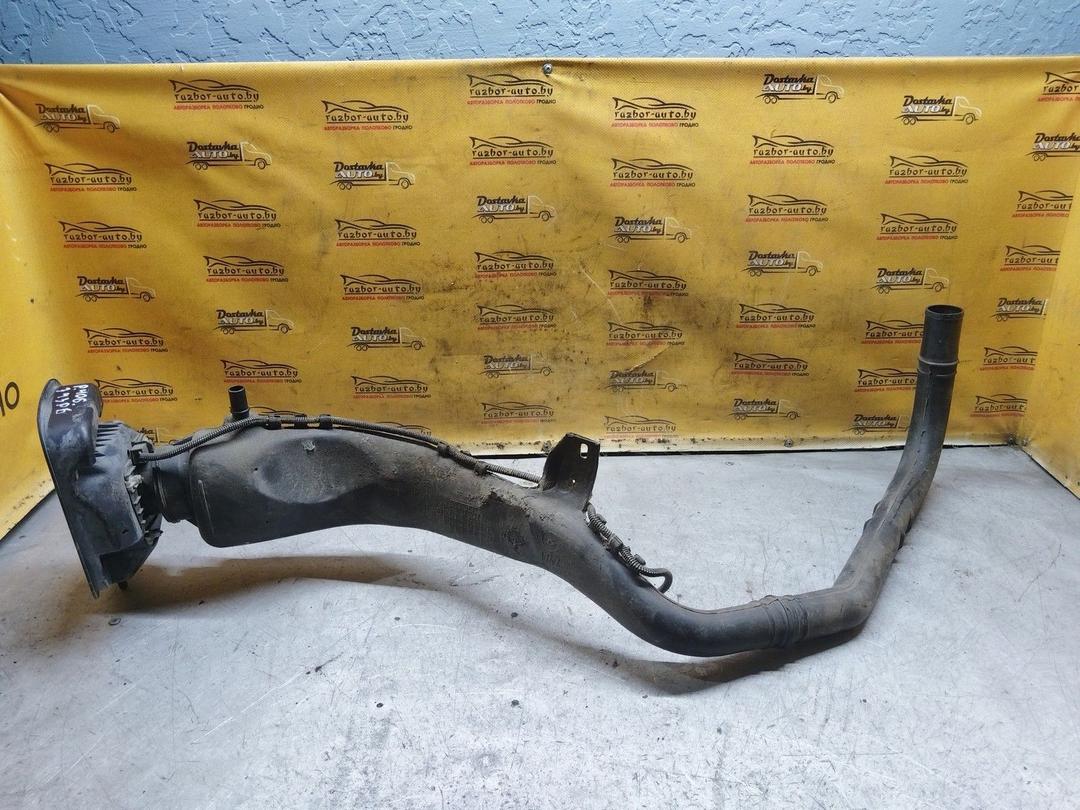 Горловина топливного бака 0QAV0K Peugeot 406 купить в магазине запчастей бу