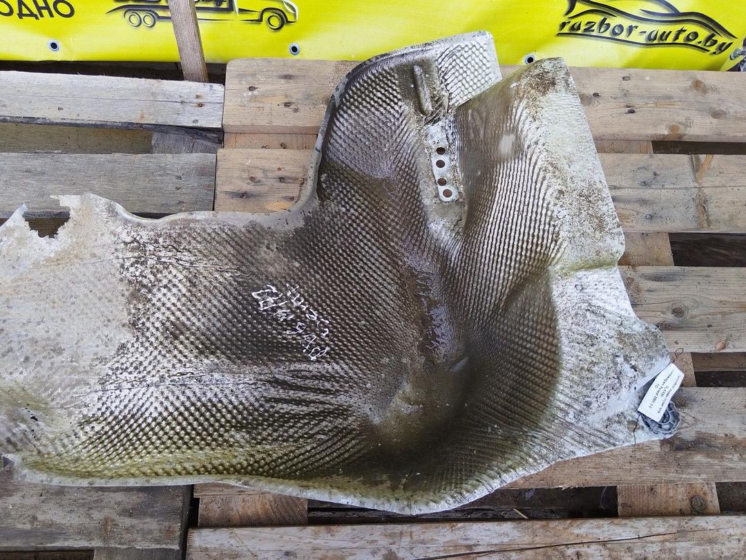 Тепловой экран глушителя 3LKX84 Volkswagen Passat undefined