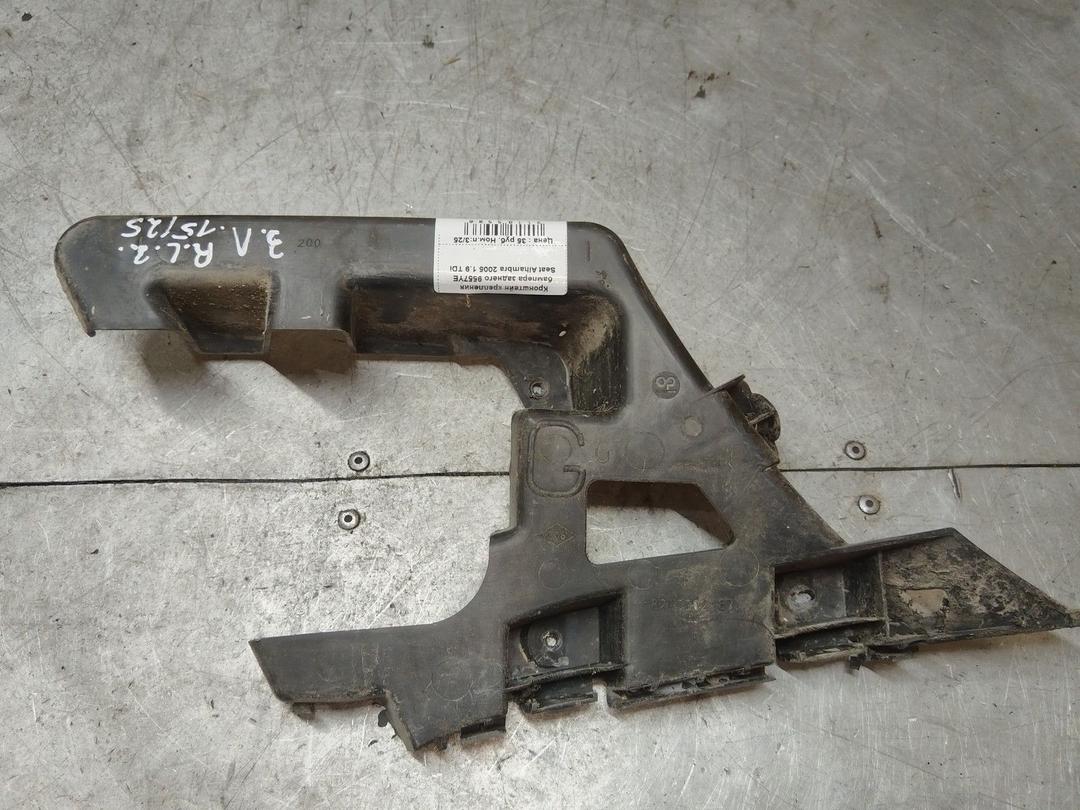 Кронштейн крепления бампера заднего WFVGTY Renault Laguna - Фото 1