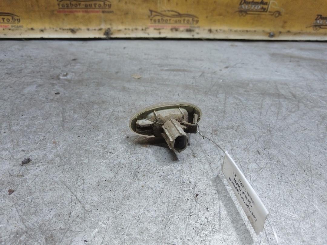 Повторитель передний правый 734E62 Mazda 3 купить