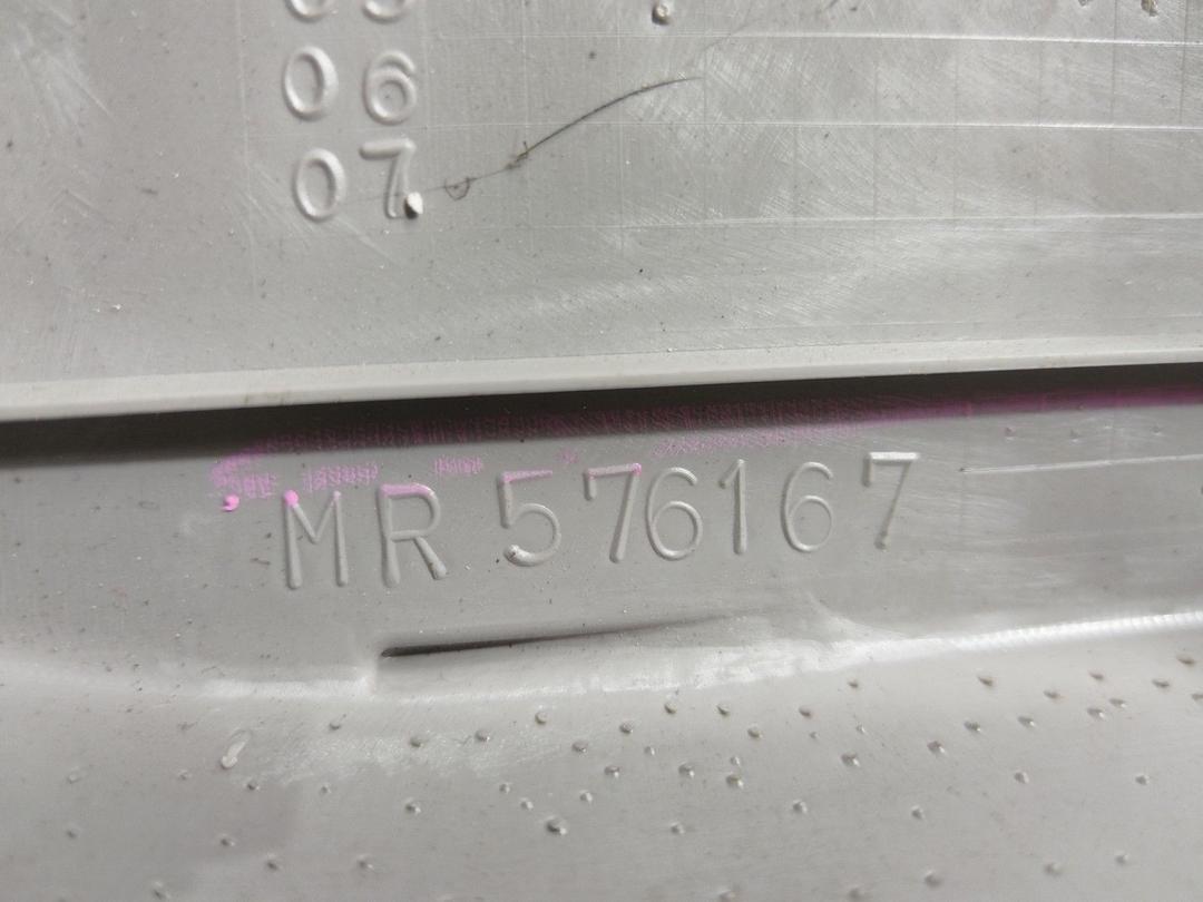 Накладка на порог внутренняя задняя левая 1RAE0P Mitsubishi Grandis купить в магазине запчастей бу