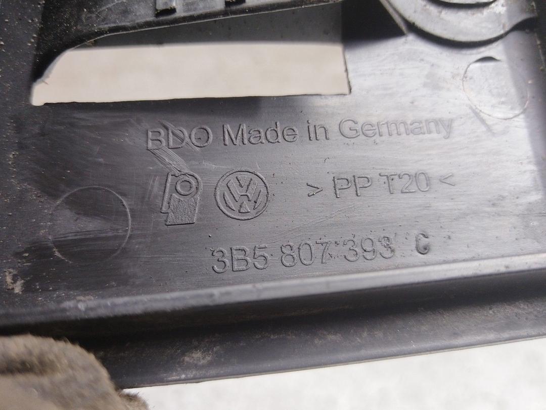 Кронштейн крепления бампера заднего 8S3M8Y Volkswagen Passat купить в магазине запчастей бу