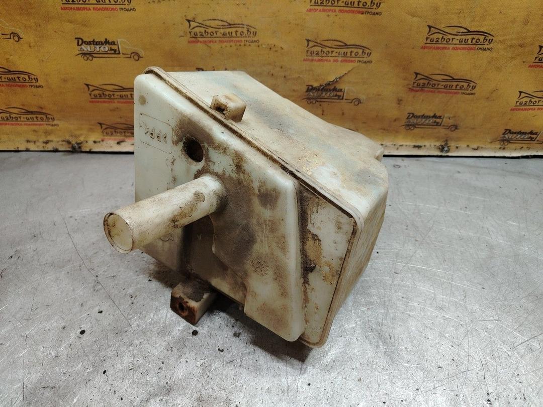 Бачок омывателя 52AC0C Nissan Primera - Фото 1