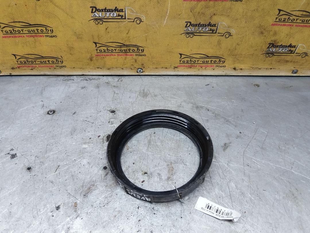 Кольцо зажимное топливозаборника LHMC65 Toyota Avensis - Фото 2