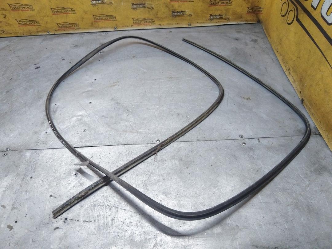 Уплотнитель 7M7OUL Renault Scenic