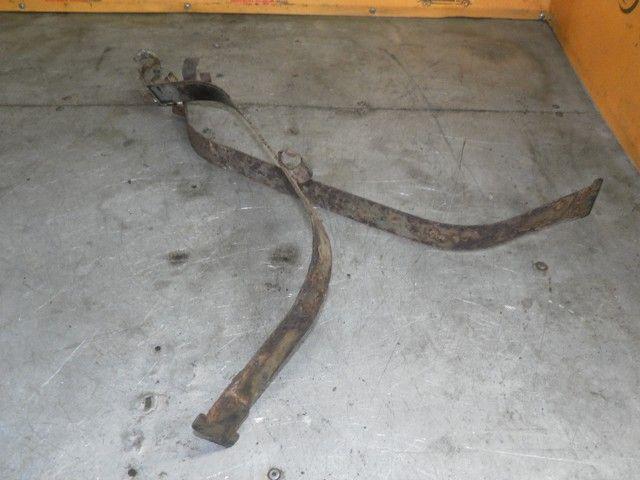 Крепление топливного бака 95SPOA Skoda Felicia купить