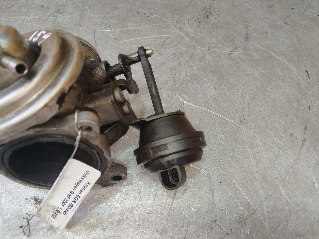 Клапан EGR I8D4N0 Volkswagen Golf - Фото 4