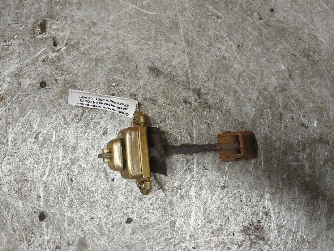 Ограничитель открывания двери передней 6TD2YZ Skoda Fabia купить