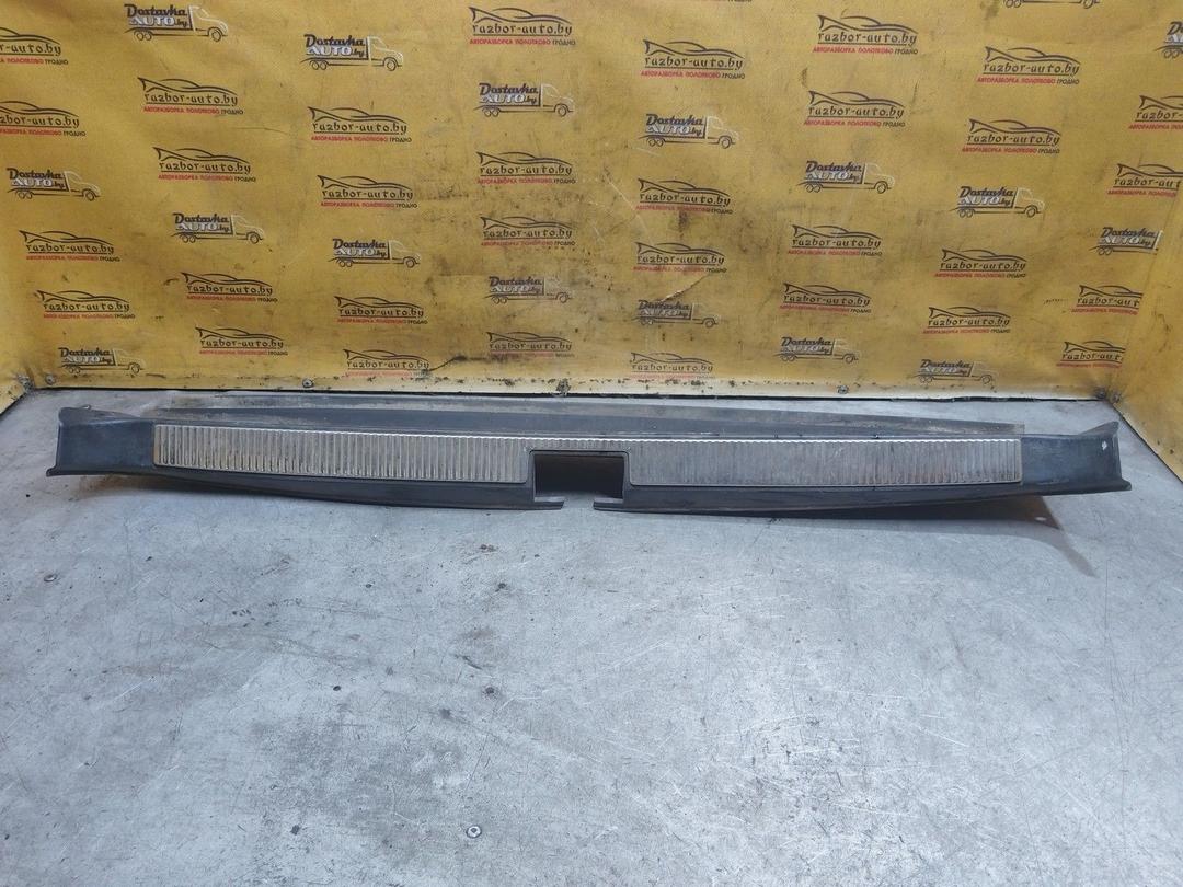 Накладка замка багажника 8TOH6U Audi A4 купить