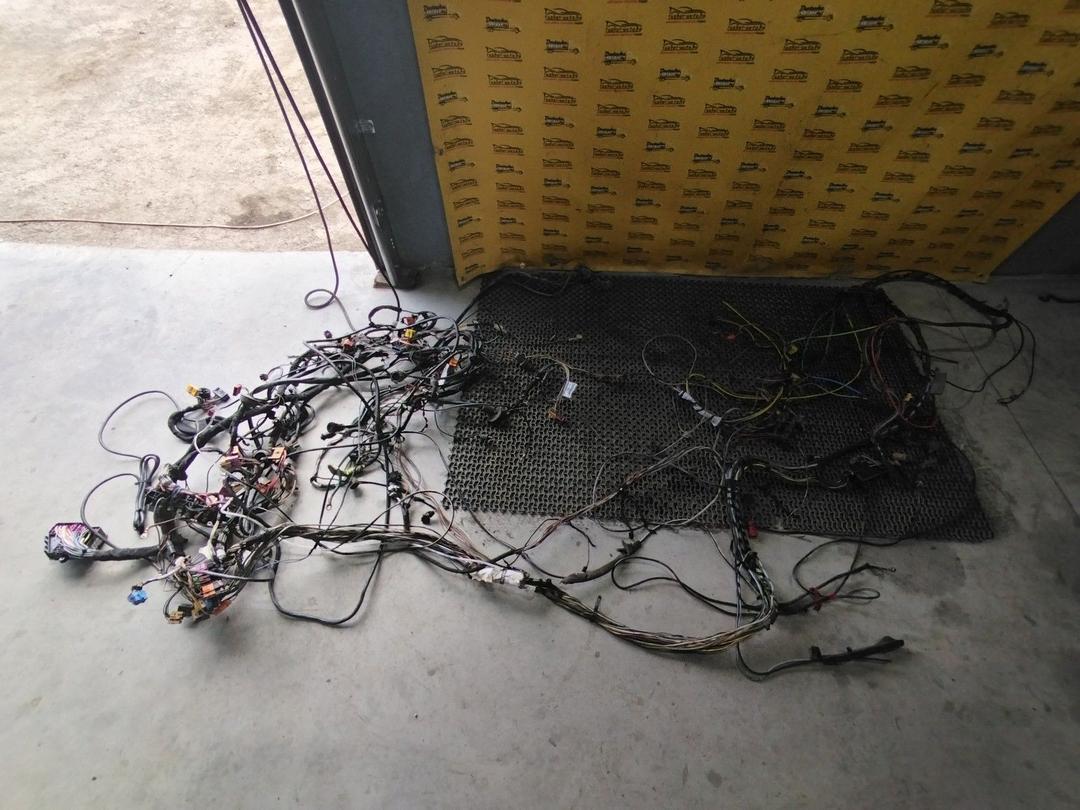 Проводка C2G3QW Audi A4