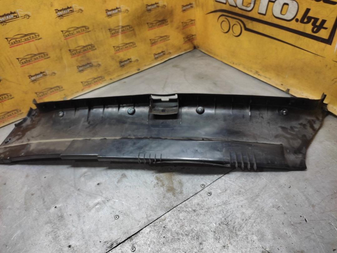 Накладка замка багажника VWY2DM Audi A4 купить на авторазборке