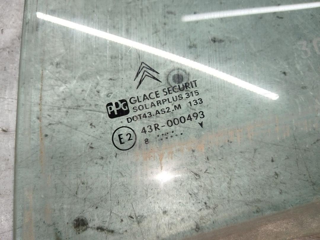 Стекло двери задней левой PA6K97 Citroen Xsara купить