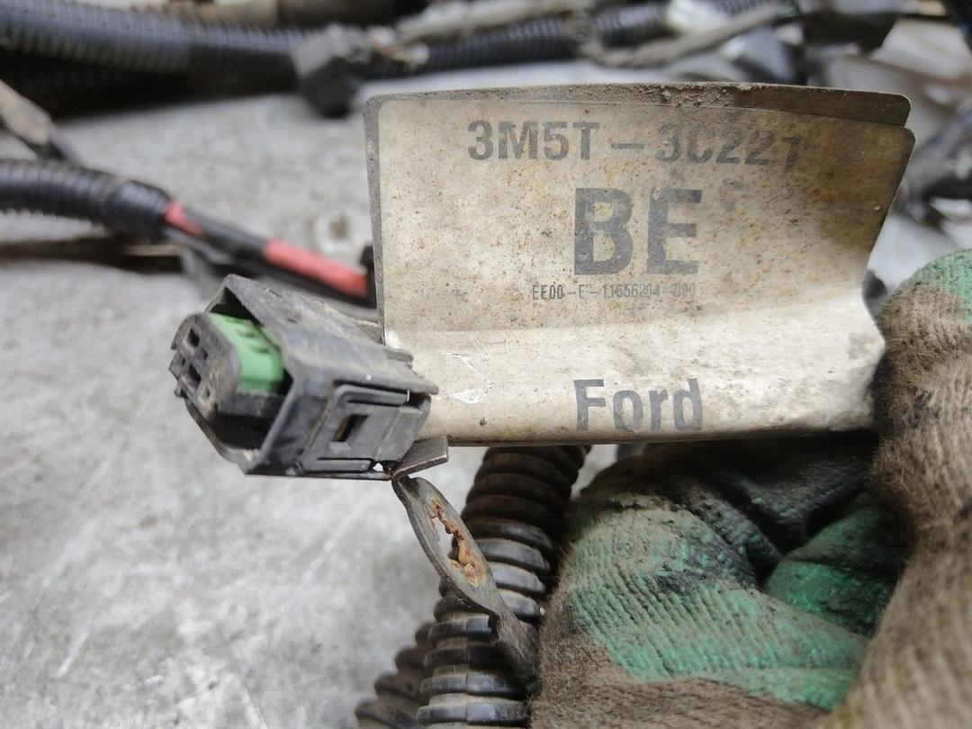 Проводка XIH542 Ford C-Max купить с доставкой. Огромный выбор запчастей и марок авто. У нас есть практически все.