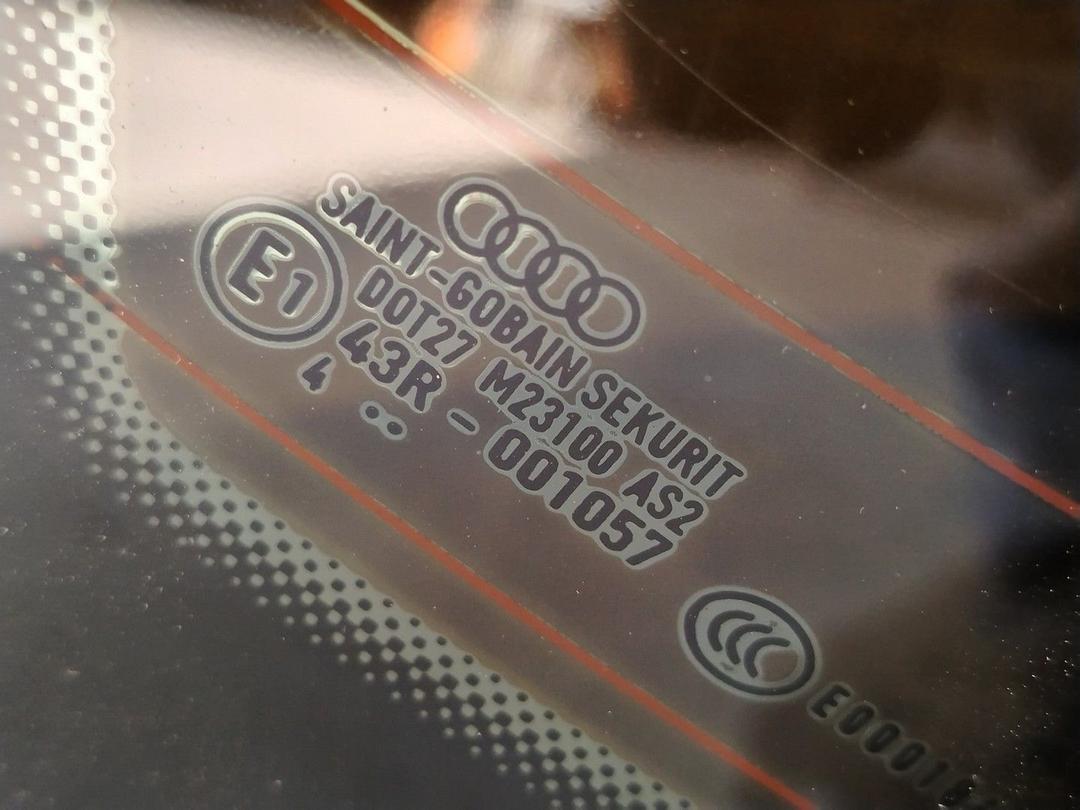Стекло заднее W4QL31 Audi A4 - Фото 2